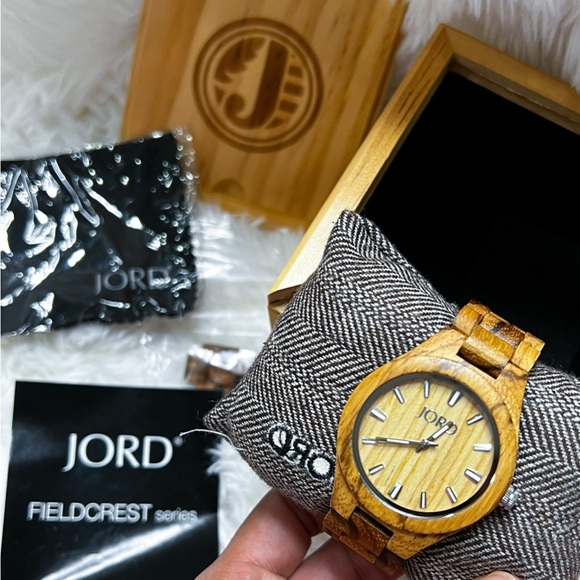 JORD Accessories - Unisex JORD (YOWRD) Fieldcrest Wood Watch Series - Zebra wood & Maple